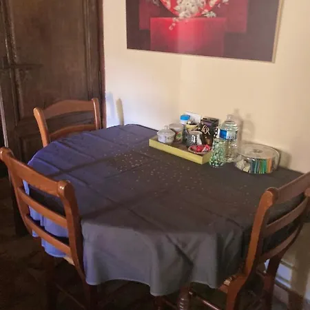Privee Bed and Breakfast Lombron