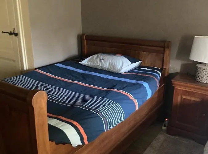 Privee Bed & Breakfast 3*